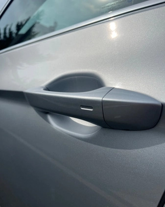 Volkswagen Passat cena 92000 przebieg: 164891, rok produkcji 2019 z Chęciny małe 781